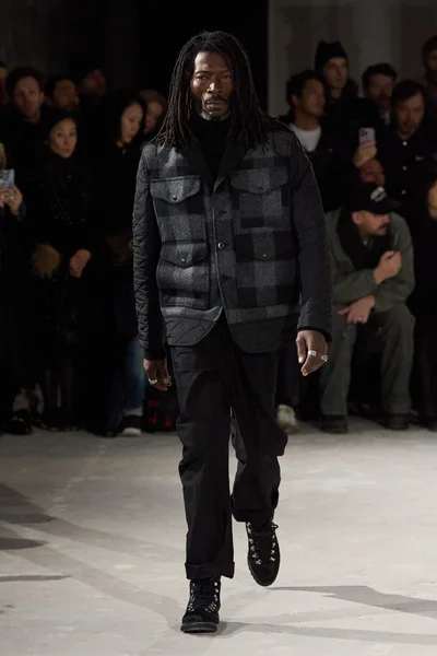 Look 35